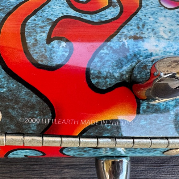 Little Earth Metal Fender Purse Rhinestone Heartbreakers Made in USA - Picture 10 of 10